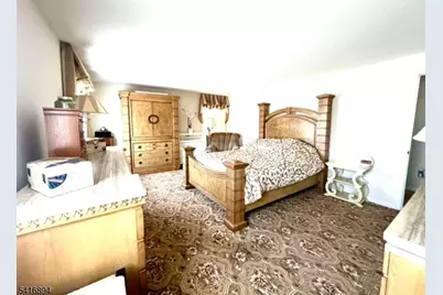321 Tucker Ave, Union Township, NJ 07083 - Photo 10