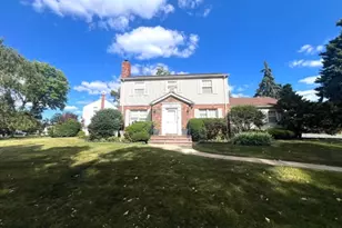 321 Tucker Ave, Union Township, NJ 07083 - Photo 1