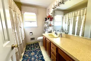 321 Tucker Ave, Union Township, NJ 07083 - Photo 16