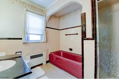 262 Chestnut St, Union Township, NJ 07083 - Photo 16
