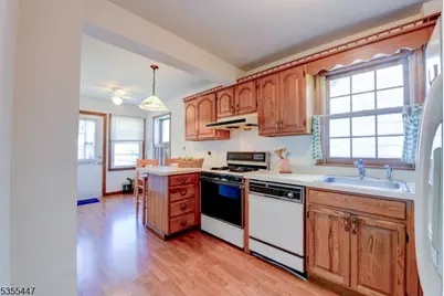 262 Chestnut St, Union Township, NJ 07083 - Photo 8