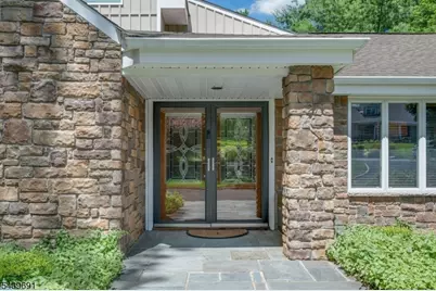 27 Hamilton Dr West, North Caldwell, NJ 07006 - Photo 4