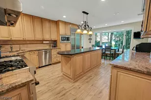 27 Hamilton Dr W, North Caldwell, NJ 07006 - Photo 12