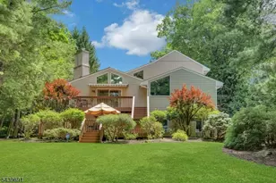27 Hamilton Dr W, North Caldwell, NJ 07006 - Photo 30