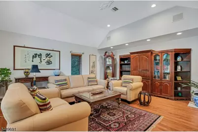 27 Hamilton Dr West, North Caldwell, NJ 07006 - Photo 6