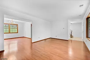 15 Linda Ln, Green Brook Township, NJ 08812 - Photo 8
