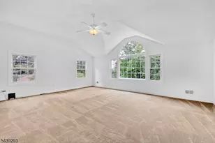 15 Linda Ln, Green Brook Township, NJ 08812 - Photo 18