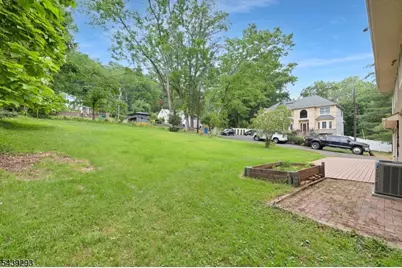 15 Linda Ln, Green Brook Township, NJ 08812 - Photo 36