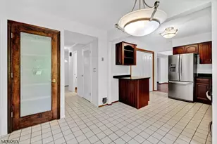 15 Linda Ln, Green Brook Township, NJ 08812 - Photo 14