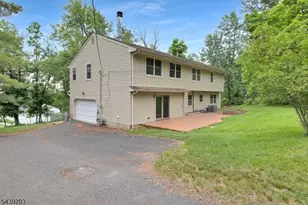 15 Linda Ln, Green Brook Township, NJ 08812 - Photo 30
