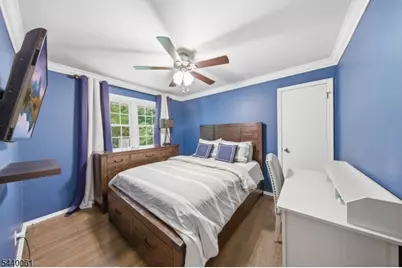 5 Arrowhead Trl, Sparta Township, NJ 07871 - Photo 12
