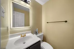 32 Montville Ave, Montville Township, NJ 07045 - Photo 12