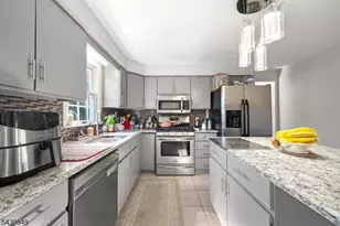 32 Montville Ave, Montville Township, NJ 07045 - Photo 10