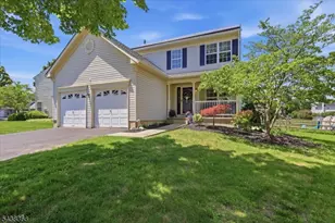 1507 Megan Cir, Greenwich Township, NJ 08886 - Photo 1