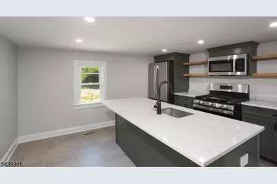 230 Skillmans Ln, Franklin Township, NJ 08873 - Photo 6