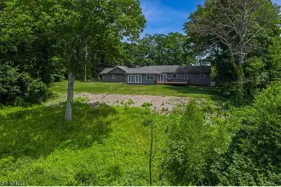 8 Sheeprock Rd, Kinnelon, NJ 07405 - Photo 36