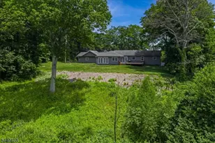 8 Sheeprock Rd, Kinnelon, NJ 07405 - Photo 36