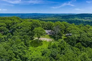 8 Sheeprock Rd, Kinnelon, NJ 07405 - Photo 40