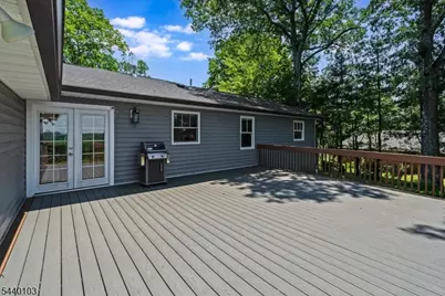 8 Sheeprock Rd, Kinnelon, NJ 07405 - Photo 30
