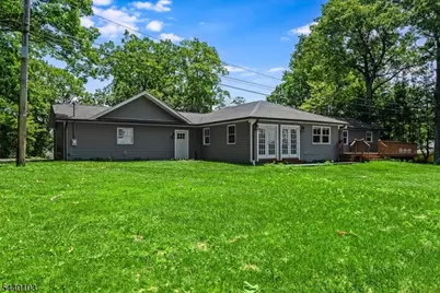 8 Sheeprock Rd, Kinnelon, NJ 07405 - Photo 32