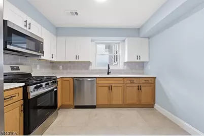23 Edwin Pl, Newark, NJ 07112 - Photo 26