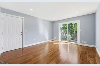 23 Edwin Pl, Newark, NJ 07112 - Photo 16