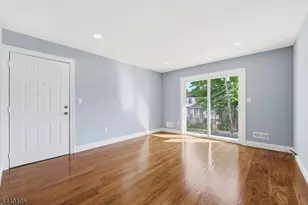 23 Edwin Pl, Newark, NJ 07112 - Photo 16