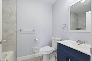 23 Edwin Pl, Newark, NJ 07112 - Photo 8