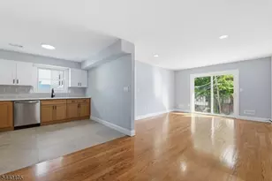 23 Edwin Pl, Newark, NJ 07112 - Photo 12