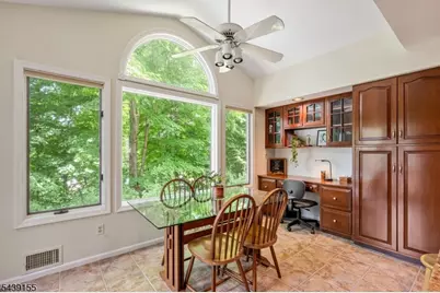 33 Runnymede Rd, Chatham Township, NJ 07928 - Photo 12