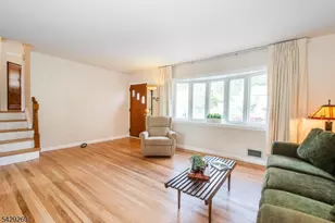 59 Hooyman Dr, Clifton, NJ 07013 - Photo 6