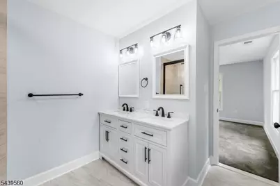 20 Cooper Ln, Chester, NJ 07930 - Photo 6
