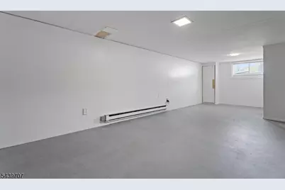 37 North St, Dover, NJ 07801 - Photo 20