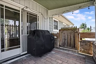 37 North St, Dover, NJ 07801 - Photo 22