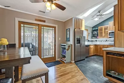 37 North St, Dover, NJ 07801 - Photo 10