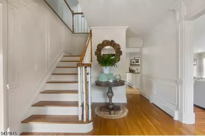 16 Trinity Pl, East Hanover Township, NJ 07936 - Photo 2