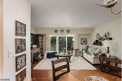 70 Haverhill Pl, Franklin Township, NJ 08873 - Photo 8