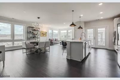 3 Vanderbilt Blvd #402, Florham Park, NJ 07932 - Photo 1