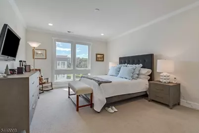3 Vanderbilt Blvd #402, Florham Park, NJ 07932 - Photo 12