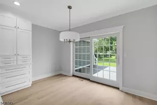 22 Monroe Pl, Bernards Township, NJ 07920 - Photo 18