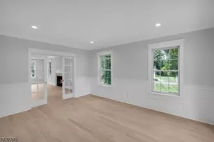22 Monroe Pl, Bernards Township, NJ 07920 - Photo 4