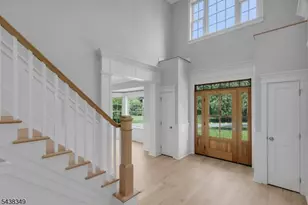 22 Monroe Pl, Bernards Township, NJ 07920 - Photo 2