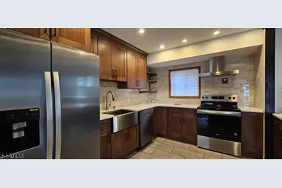 11 Martha Ave, Clifton, NJ 07011 - Photo 8