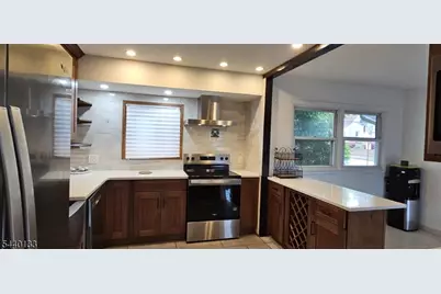 11 Martha Ave, Clifton, NJ 07011 - Photo 12