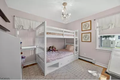 245 N 11th St, Kenilworth, NJ 07033 - Photo 14