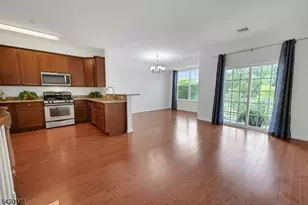 310 Waterview Ct, Hanover Township, NJ 07927 - Photo 2