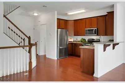 310 Waterview Ct #310, Hanover Township, NJ 07927 - Photo 10