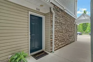 310 Waterview Ct, Hanover Township, NJ 07927 - Photo 36