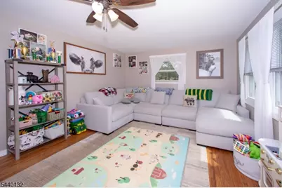29 Clove Rd, Wantage, NJ 07461 - Photo 4