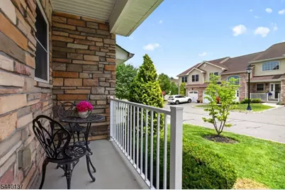 3 Harvey Ct #3, Clark Township, NJ 07066 - Photo 4
